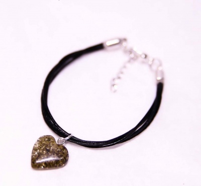 Adult Amber Heart Pendant Bracelet